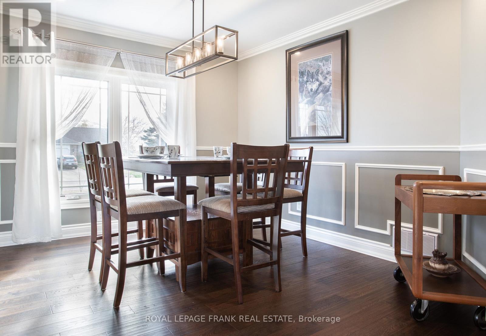 15 Hallett Crescent, Kawartha Lakes, Ontario  K0M 2C0 - Photo 10 - X12561600