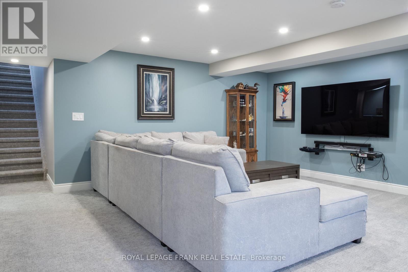 15 Hallett Crescent, Kawartha Lakes, Ontario  K0M 2C0 - Photo 22 - X12561600