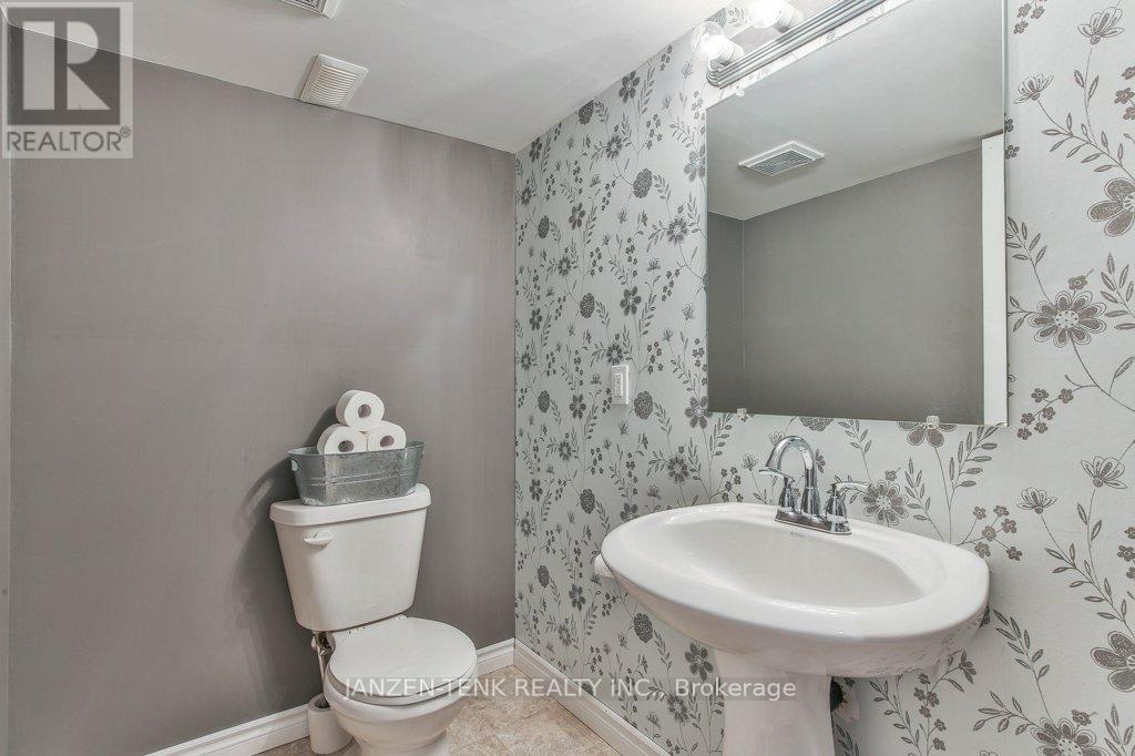 107 Fourth Avenue, Aylmer, Ontario  N5H 2L2 - Photo 31 - X12561606