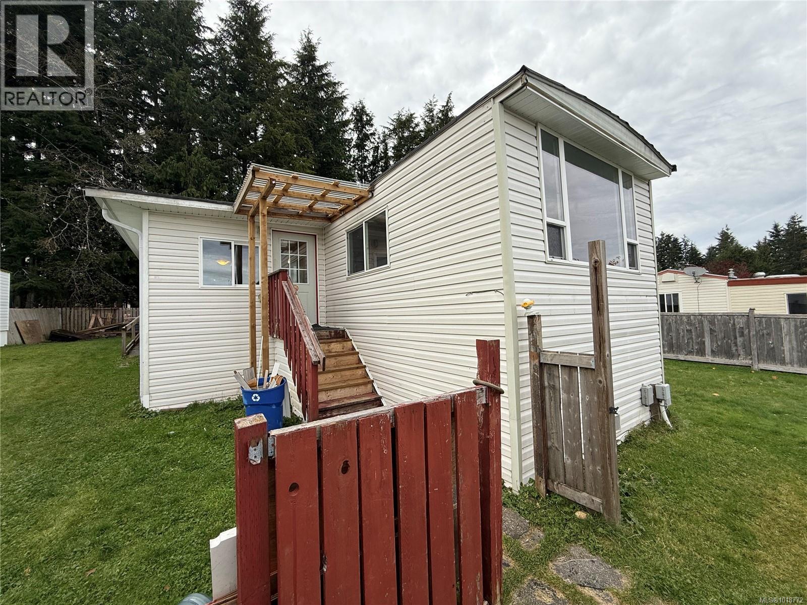 26 7100 Highview Rd, Port Hardy, British Columbia  V0N 2P0 - Photo 2 - 1018772