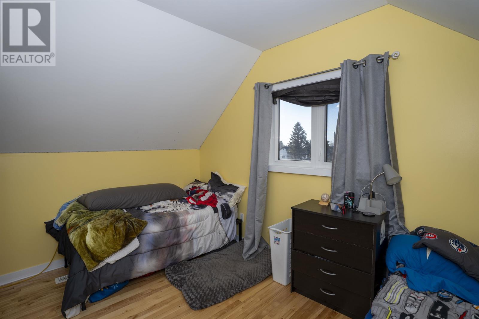 203 Kenogami S, Thunder Bay, Ontario  P7B 4S2 - Photo 15 - TB253467