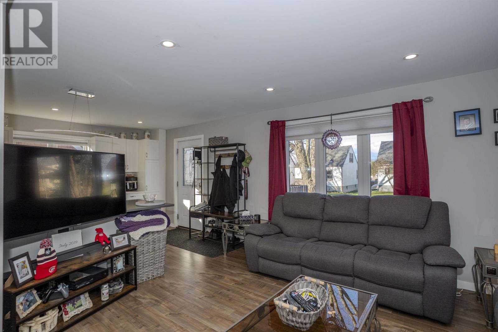 203 Kenogami S, Thunder Bay, Ontario  P7B 4S2 - Photo 5 - TB253467