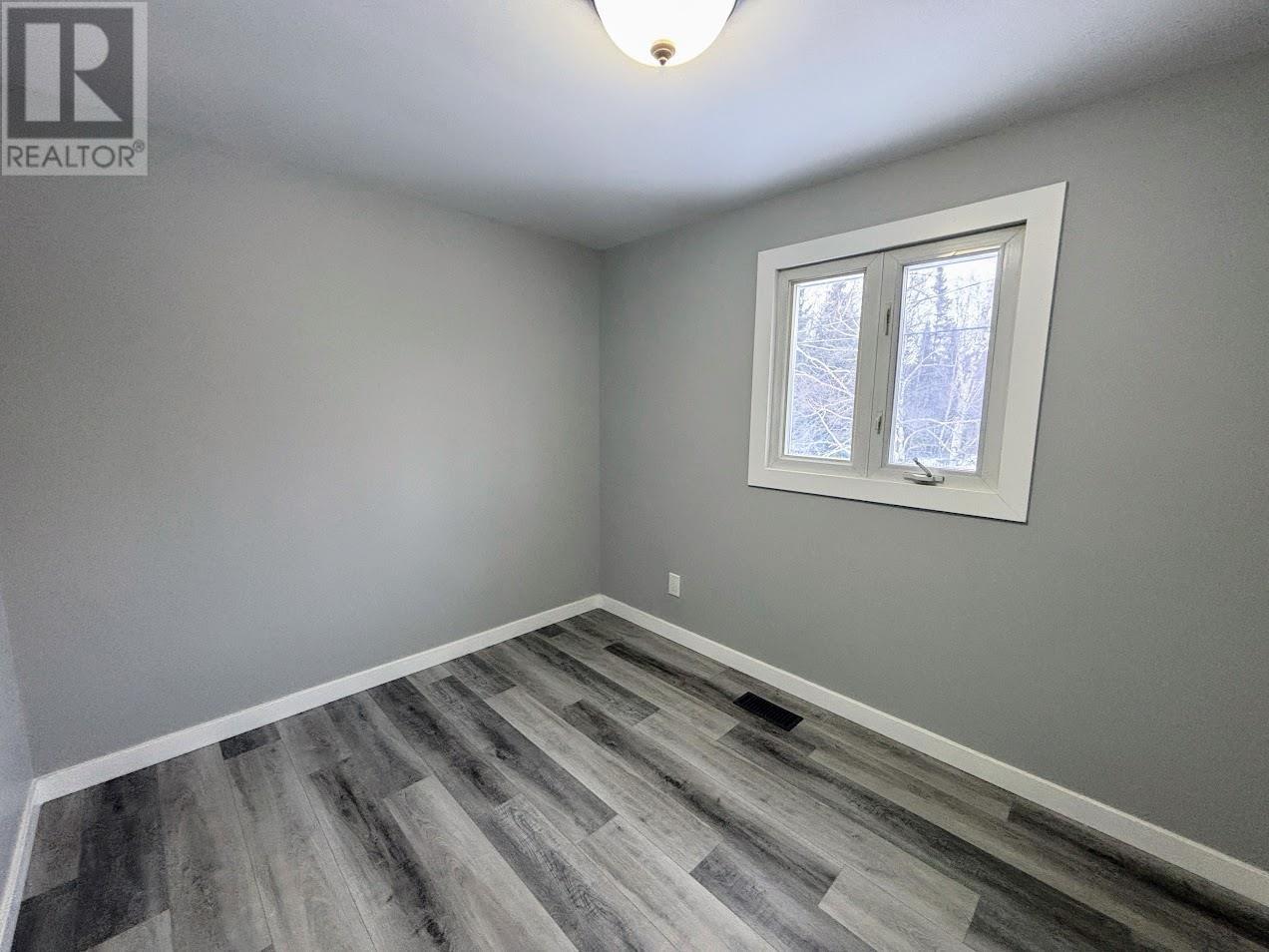 32 Mona Dr, Manitouwadge, Ontario  P0T 2C0 - Photo 21 - TB253515