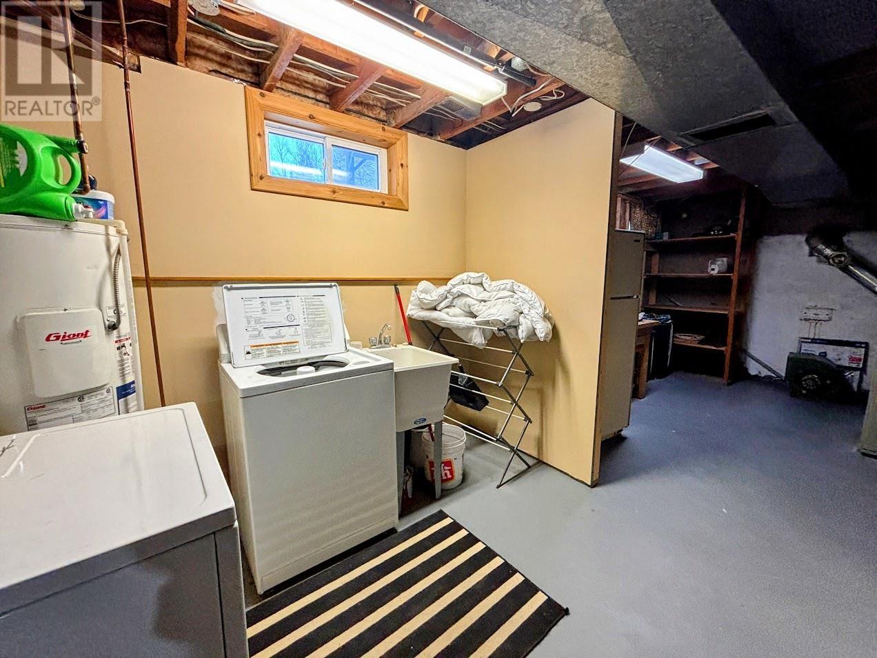 32 Mona Dr, Manitouwadge, Ontario  P0T 2C0 - Photo 36 - TB253515