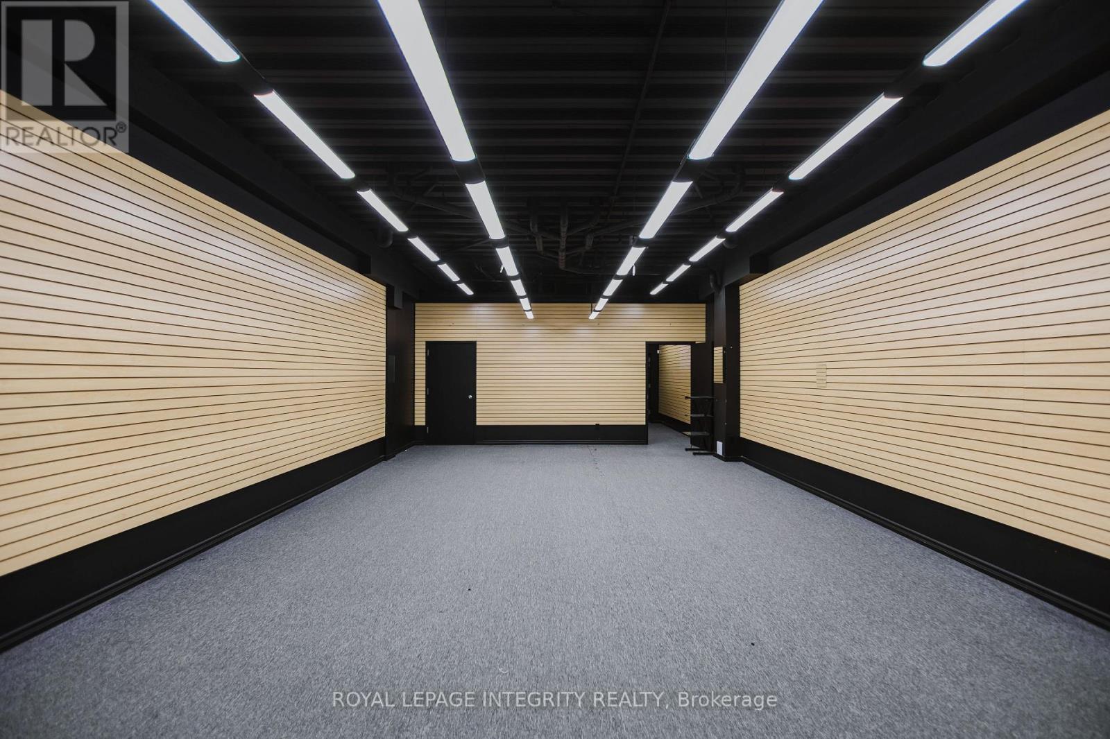 3 - 43 Roydon Place, Ottawa, Ontario  K2E 1A3 - Photo 6 - X12476463