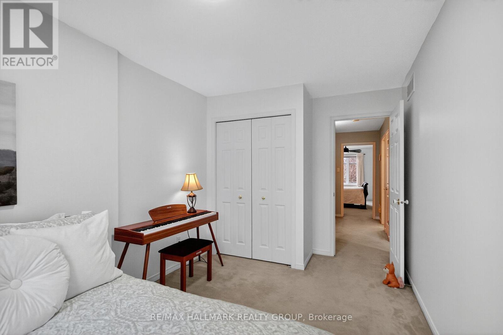 135 Gatespark Private, Ottawa, Ontario  K2L 1L1 - Photo 30 - X12561444