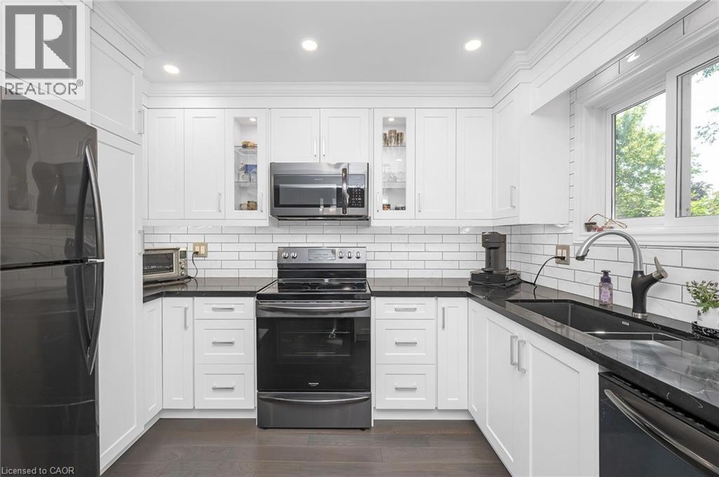 163 Ross Lane, Oakville, Ontario  L6H 5K3 - Photo 15 - 40789413