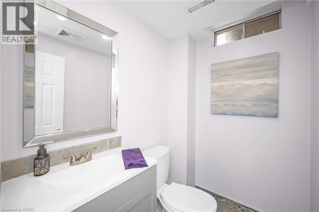 163 Ross Lane, Oakville, Ontario  L6H 5K3 - Photo 19 - 40789413