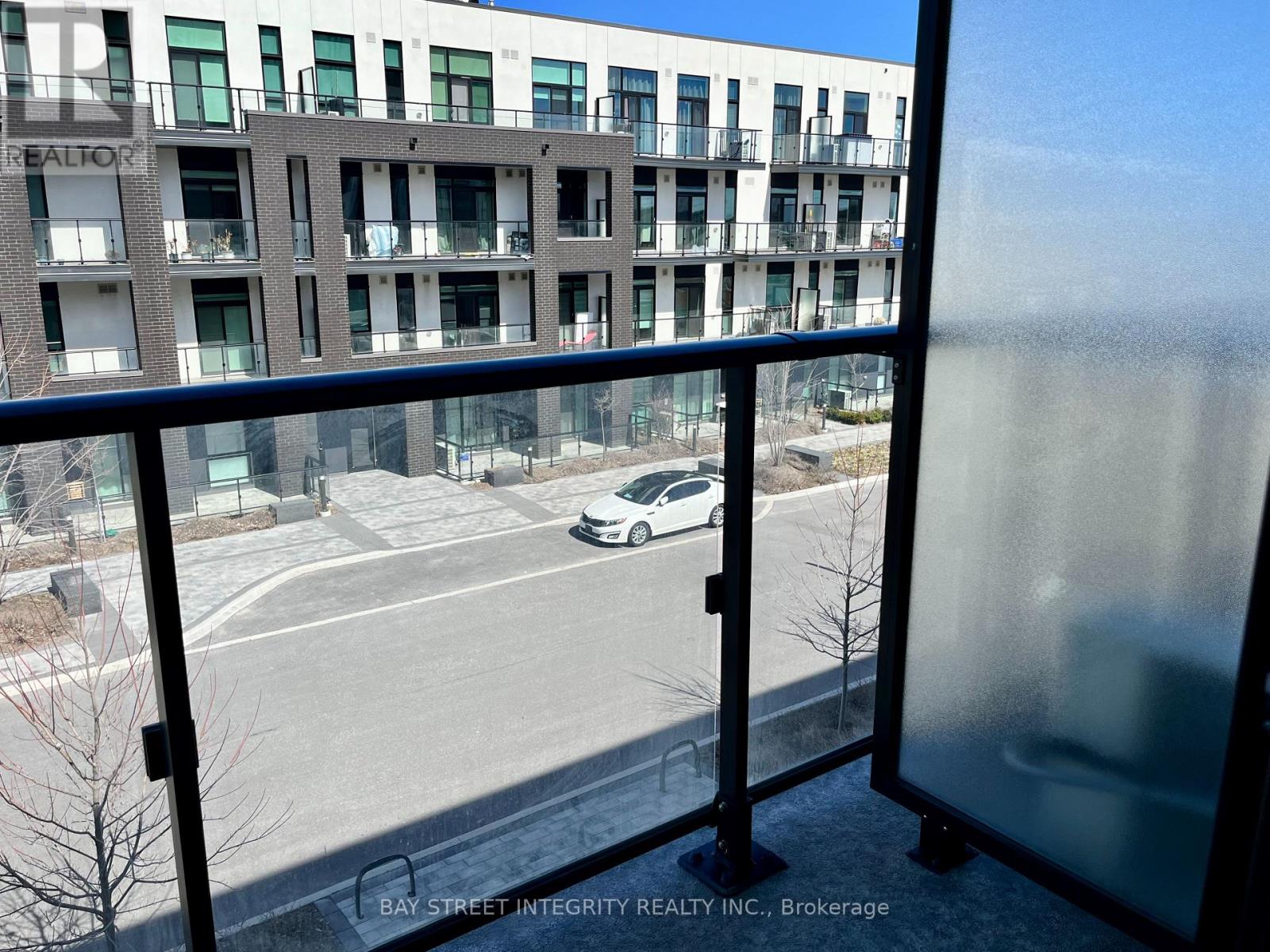 301 - 1 Climo Lane, Markham, Ontario  L6E 0V8 - Photo 14 - N12422561