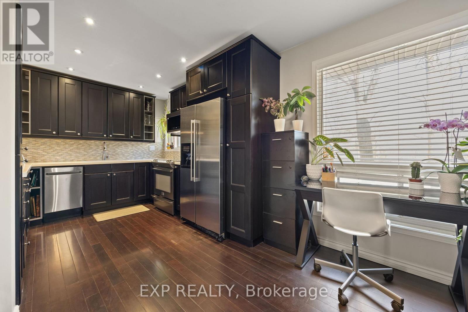 28 - 1250 Marlborough Court, Oakville, Ontario  L6H 2W7 - Photo 15 - W12341394