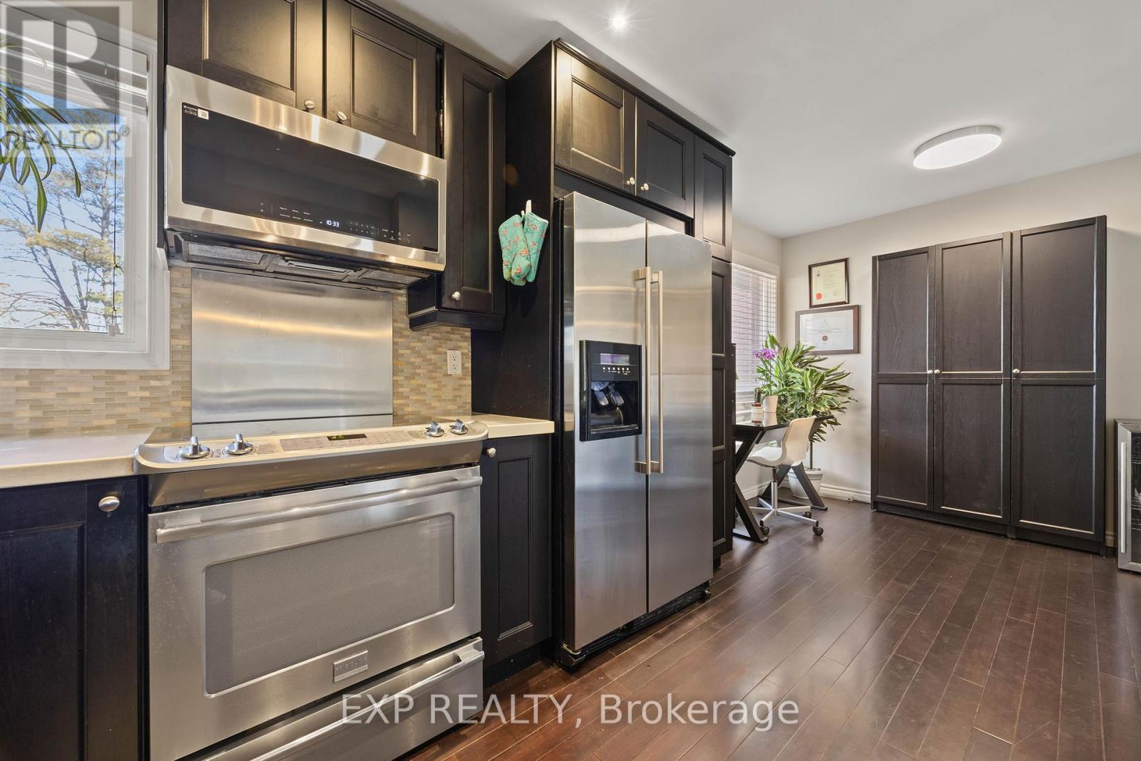 28 - 1250 Marlborough Court, Oakville, Ontario  L6H 2W7 - Photo 18 - W12341394