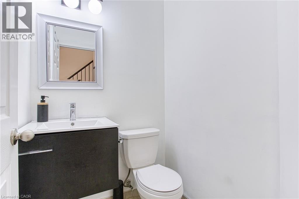 67 Padua Crescent, Stoney Creek, Ontario  L8E 0G9 - Photo 7 - 40789181