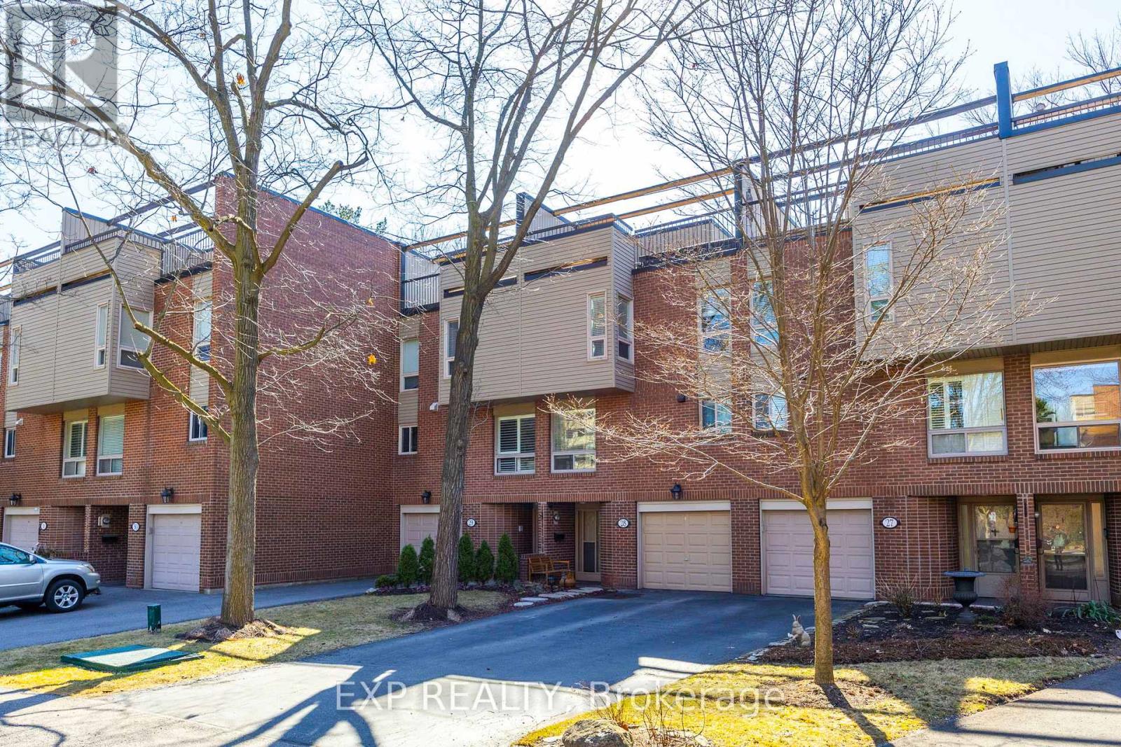 28 - 1250 Marlborough Court, Oakville, Ontario  L6H 2W7 - Photo 44 - W12341394