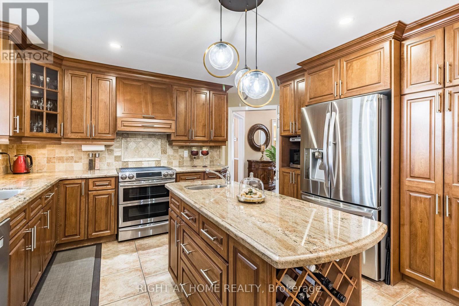 13250 Tenth Side Road, Halton Hills, Ontario  L7G 4S5 - Photo 12 - W12475044