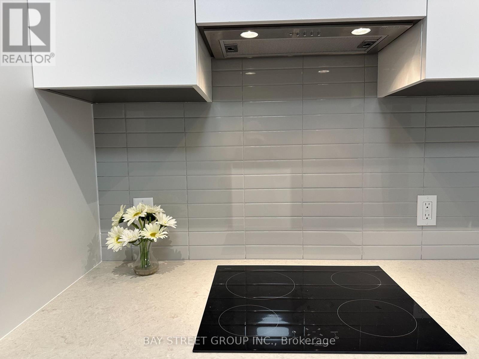 4015 The Exchange Street, Mississauga, Ontario  L5B 0N9 - Photo 10 - W12561202