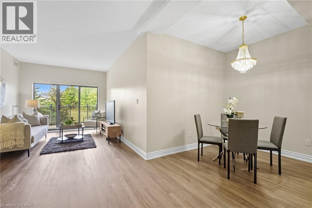 2075 Amherst Heights Drive Unit# 215, Burlington, Ontario  L7P 5B8 - Photo 5 - 40773902