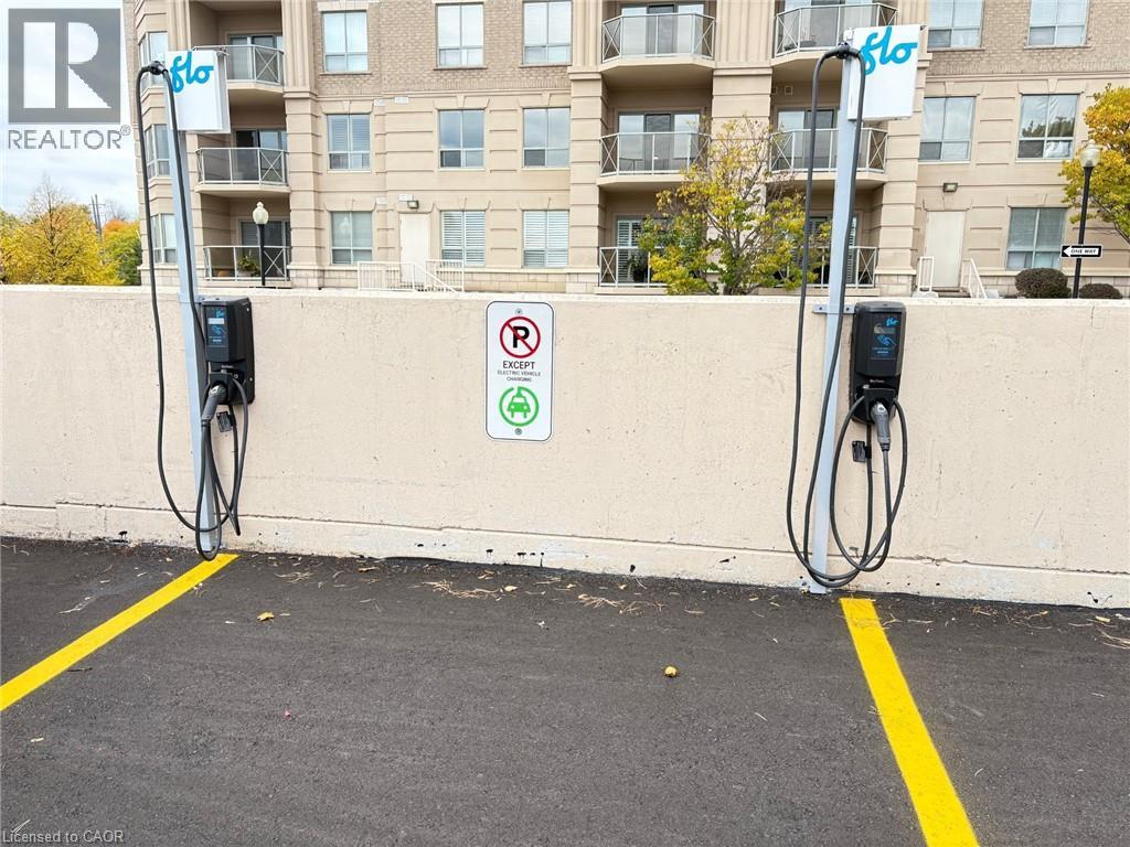 2075 Amherst Heights Drive Unit# 215, Burlington, Ontario  L7P 5B8 - Photo 19 - 40773902