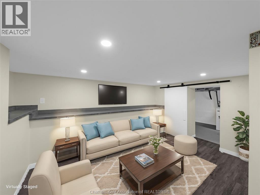 27 Eighth Street, Chatham, Ontario  N7M 4J4 - Photo 6 - 25029214