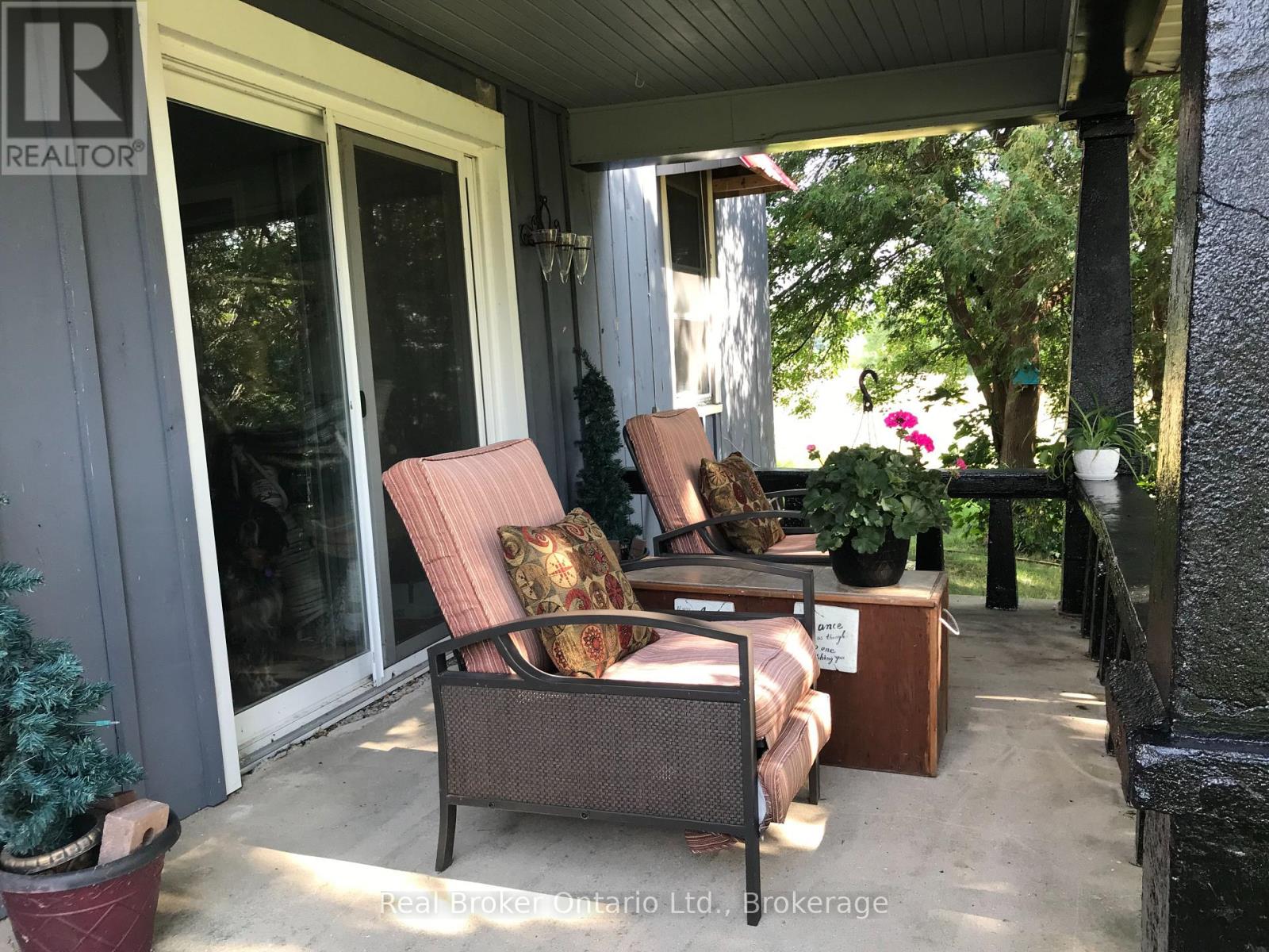 81567 Cp Line, Ashfield-Colborne-Wawanosh, Ontario  N7A 3Y1 - Photo 3 - X12047847