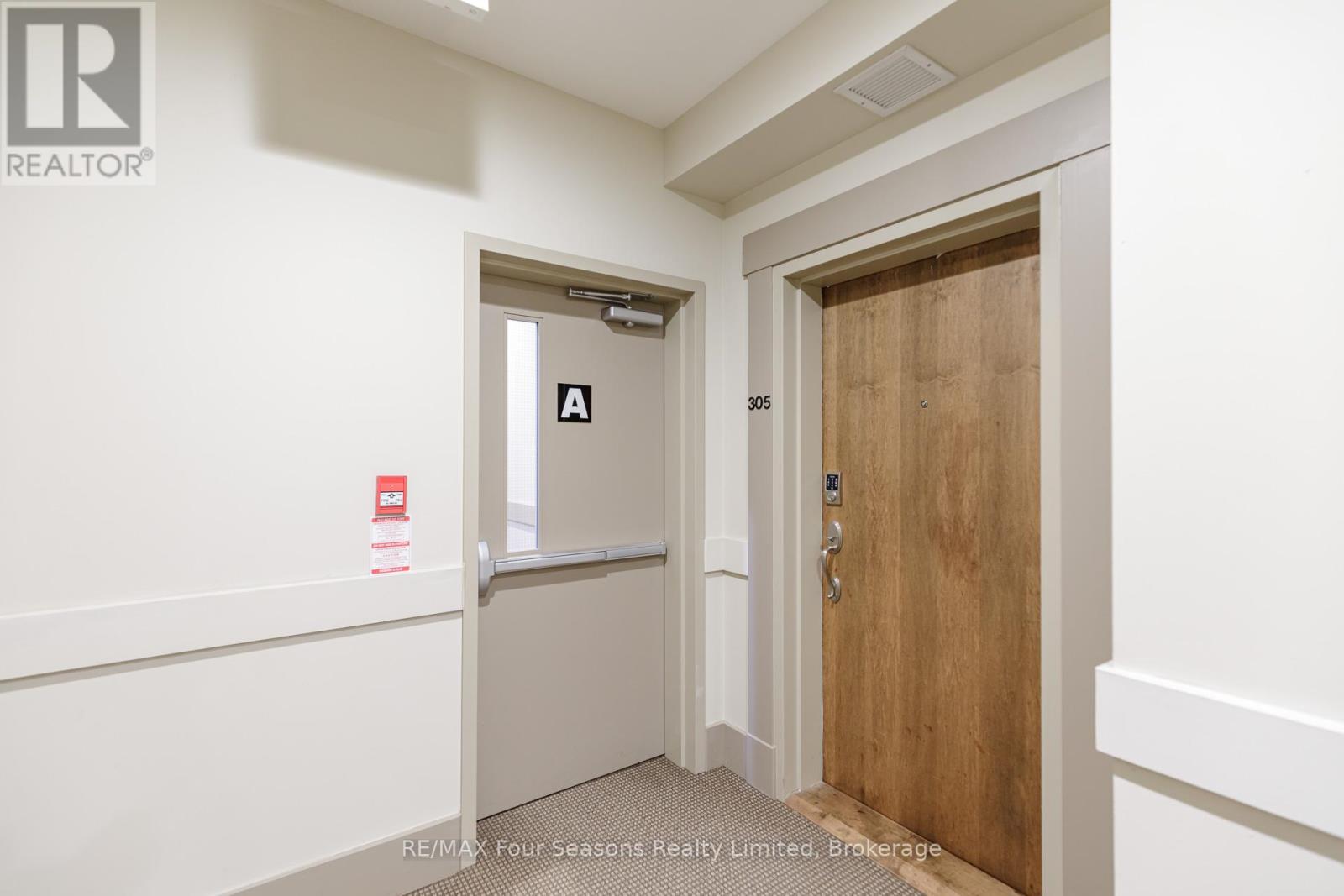 305 - 27 Beaver Street N, Blue Mountains, Ontario  N0H 2P0 - Photo 30 - X12561562