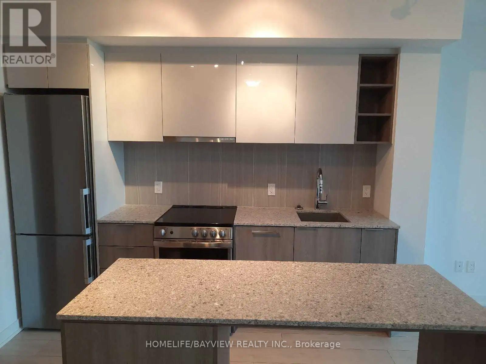 Property at 622 - 31 TIPPETT ROAD image 3