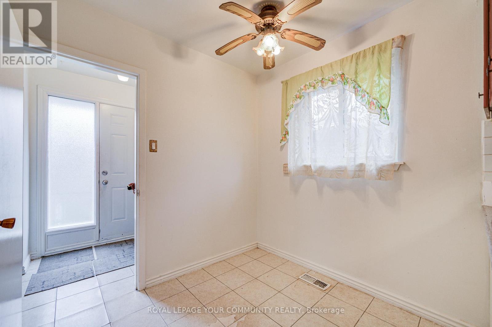 106 Cultra Square, Toronto, Ontario  M1E 2E3 - Photo 13 - E12561588