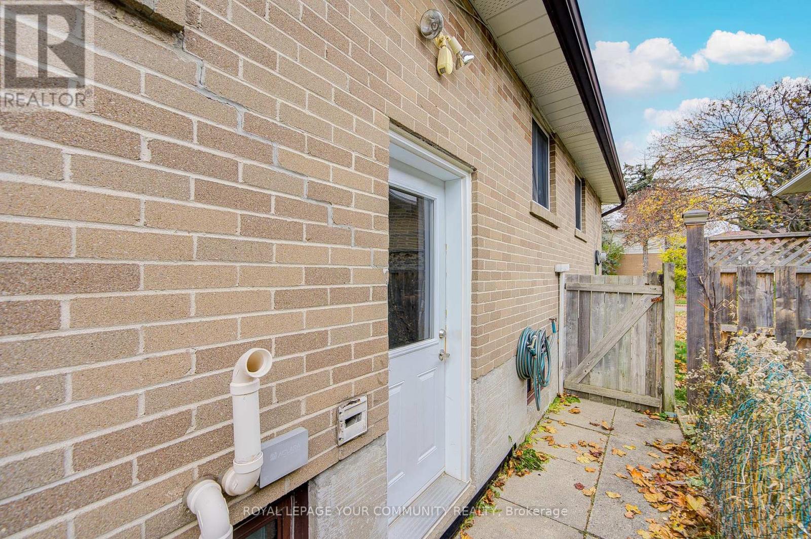 106 Cultra Square, Toronto, Ontario  M1E 2E3 - Photo 46 - E12561588