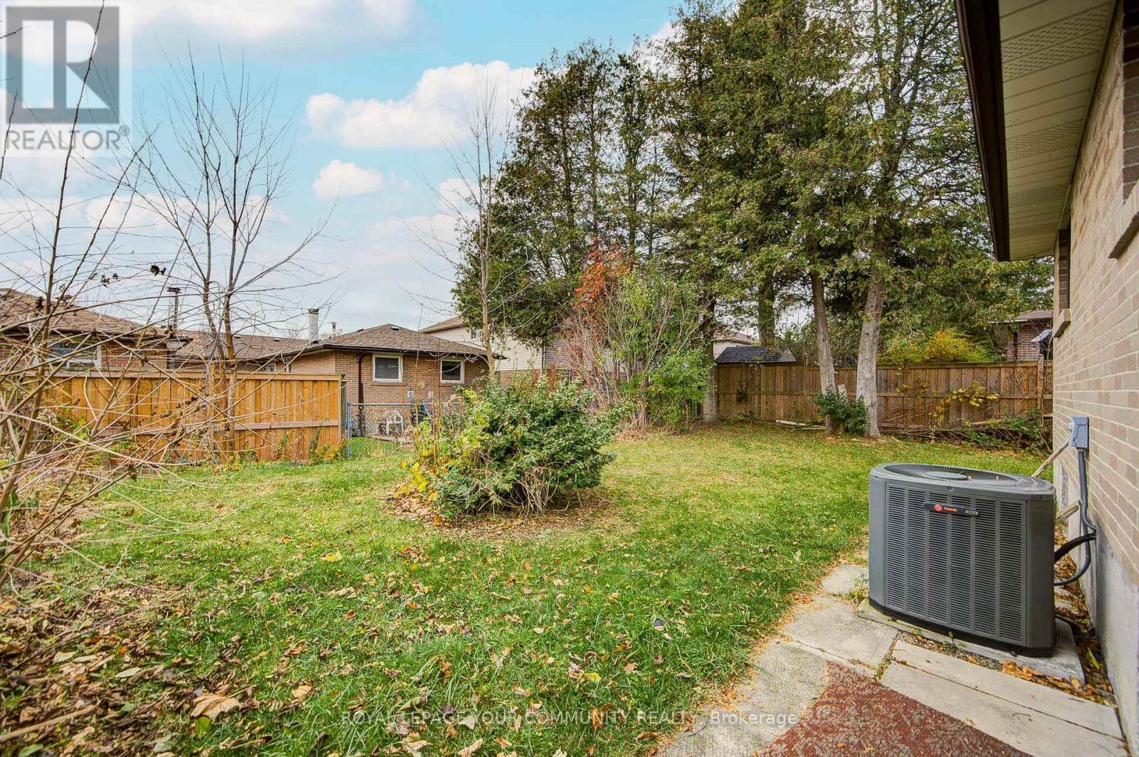 106 Cultra Square, Toronto, Ontario  M1E 2E3 - Photo 48 - E12561588