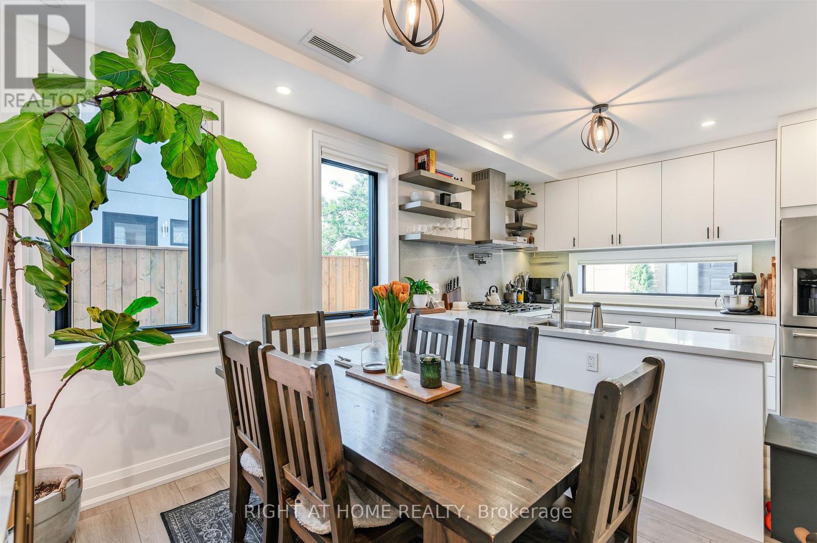 85r Condor Avenue, Toronto, Ontario  M4J 3M7 - Photo 12 - E12561590