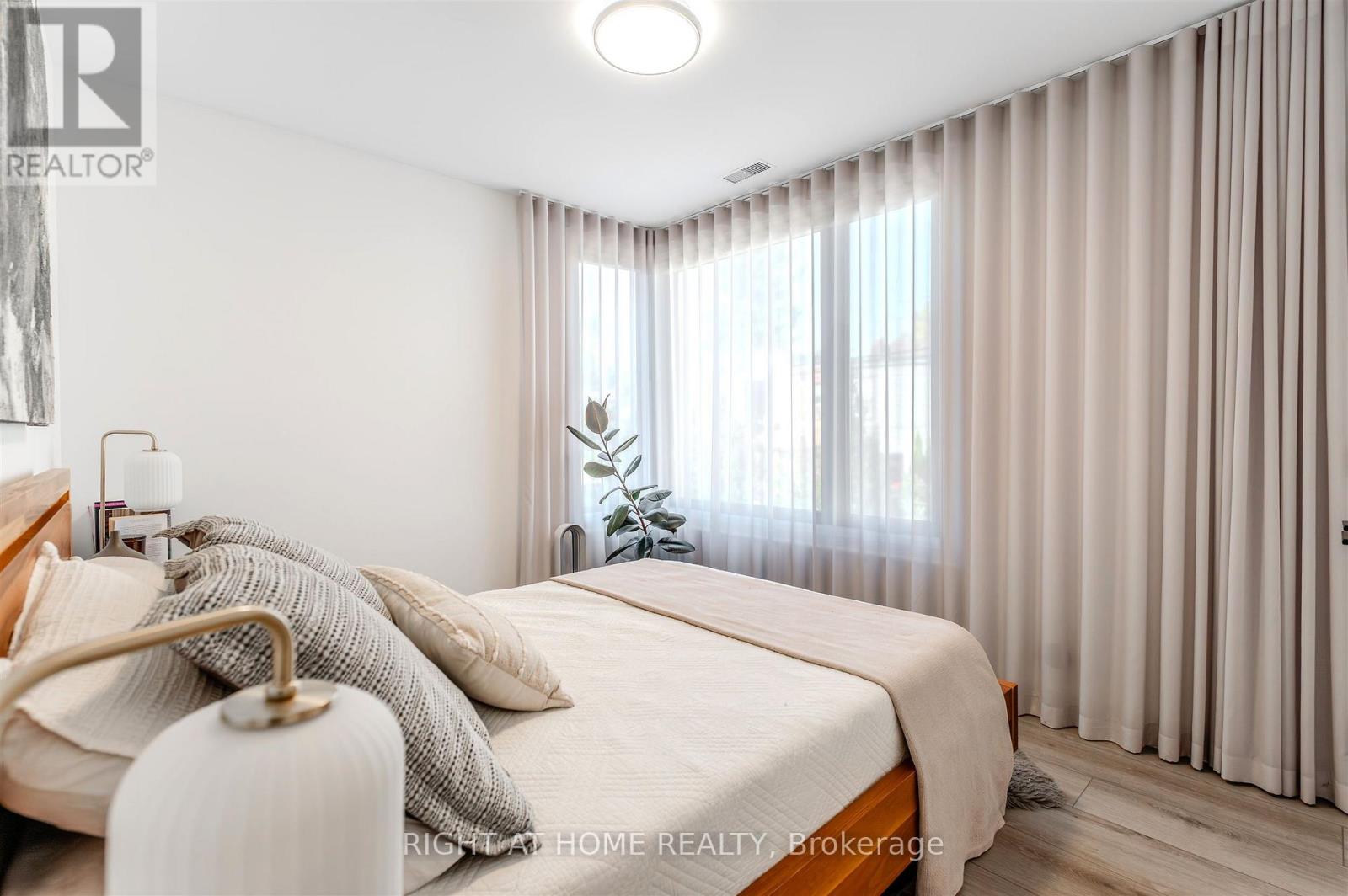 85r Condor Avenue, Toronto, Ontario  M4J 3M7 - Photo 21 - E12561590