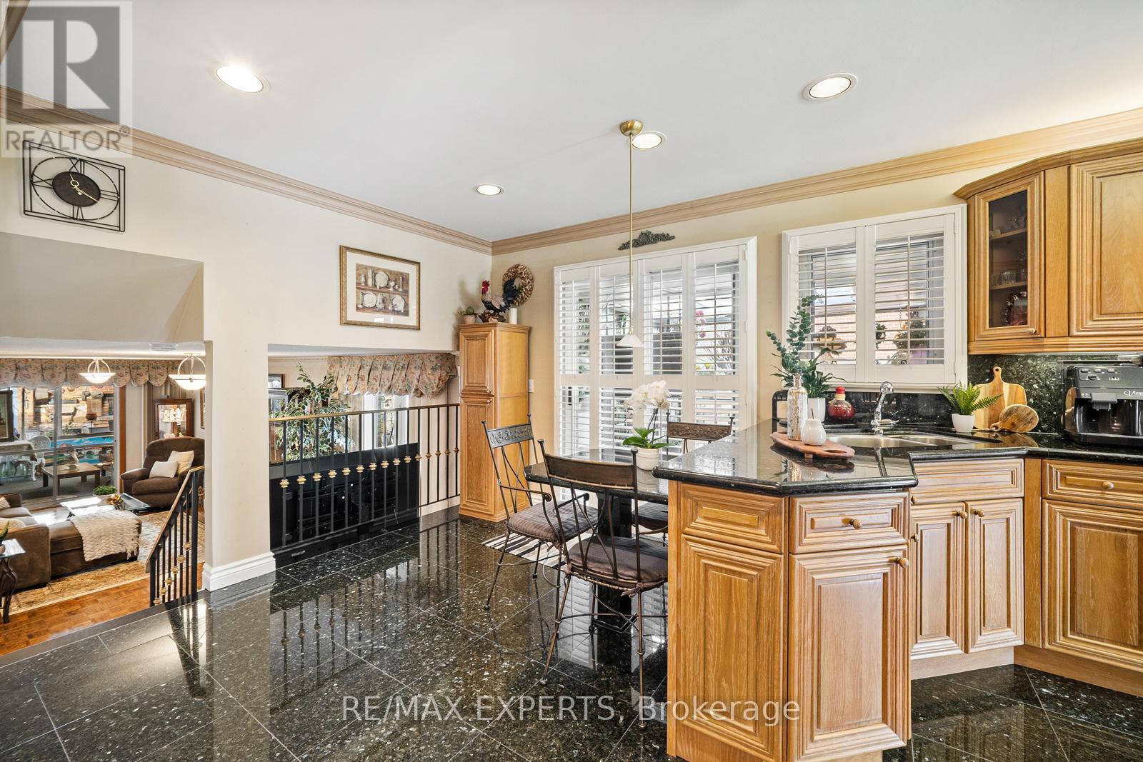 70 Darnborough Way, Toronto, Ontario  M1W 2G1 - Photo 10 - E12561644