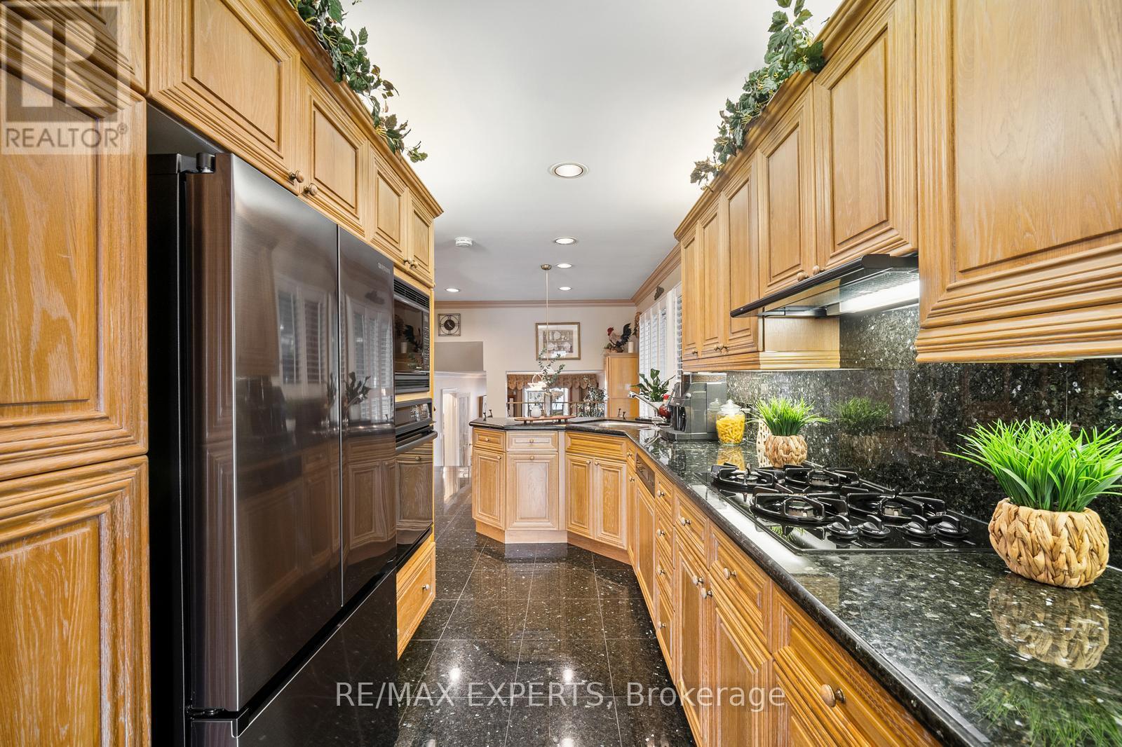 70 Darnborough Way, Toronto, Ontario  M1W 2G1 - Photo 13 - E12561644