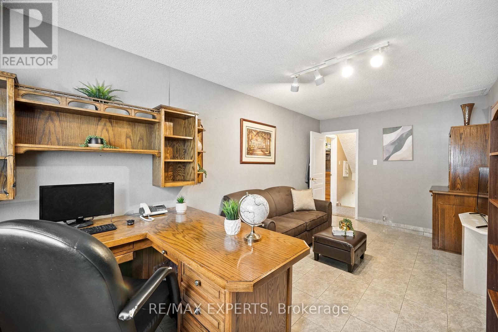 70 Darnborough Way, Toronto, Ontario  M1W 2G1 - Photo 25 - E12561644