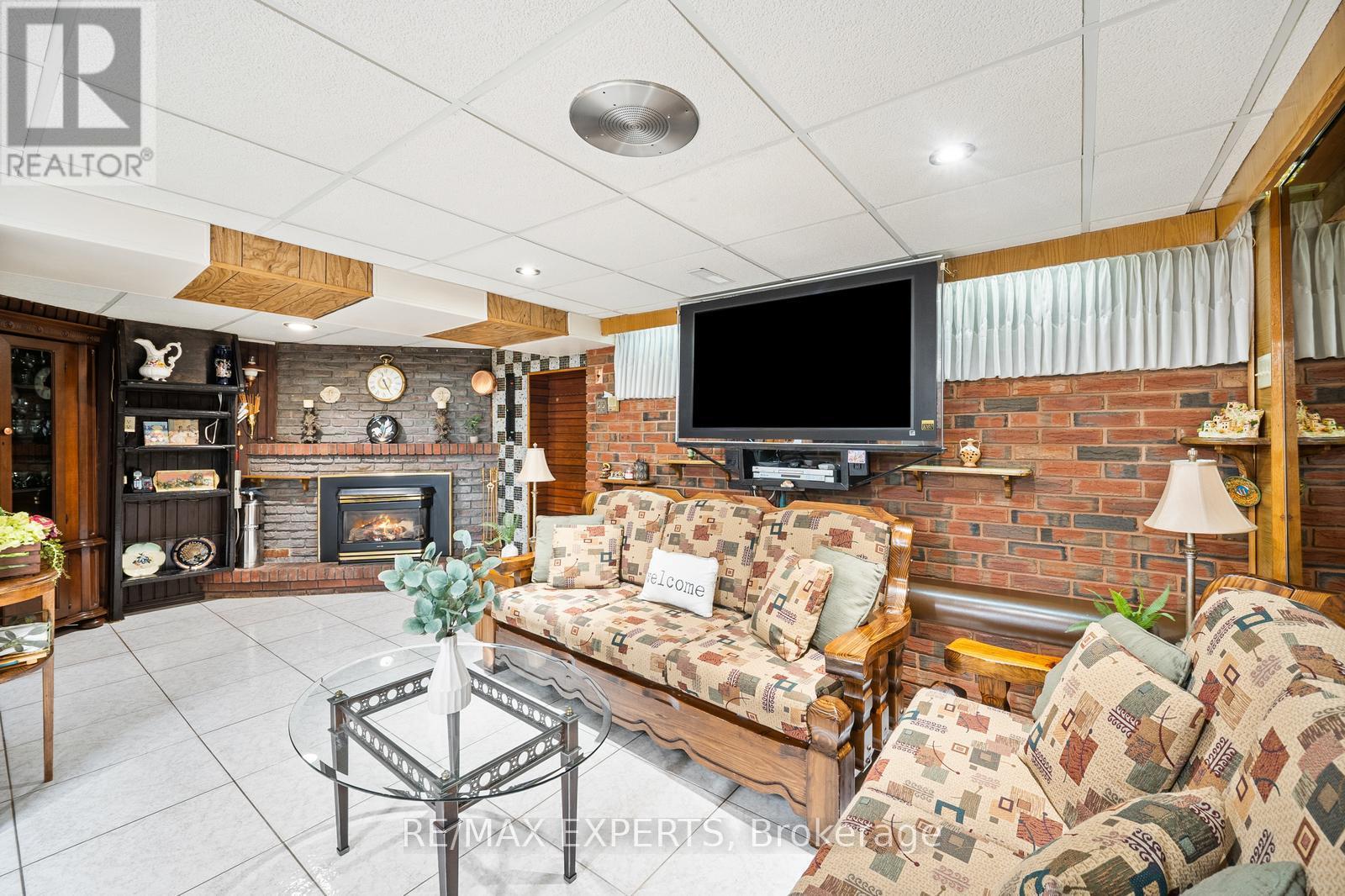 70 Darnborough Way, Toronto, Ontario  M1W 2G1 - Photo 30 - E12561644