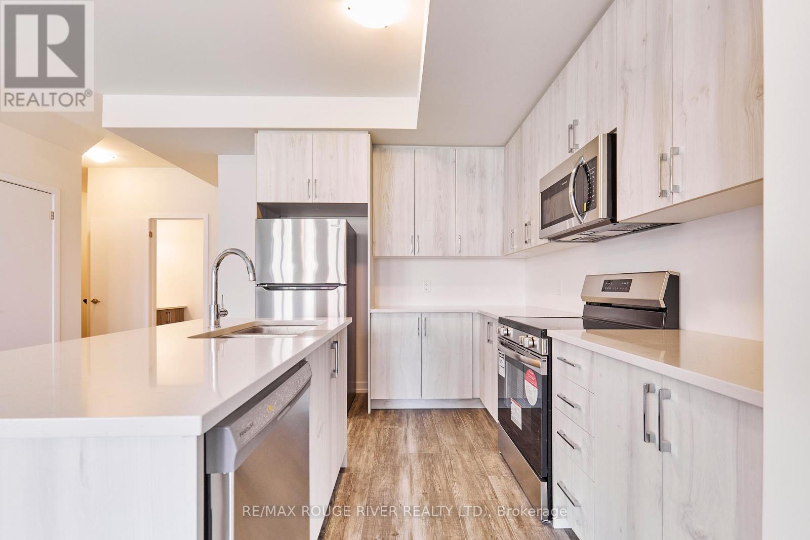 82 Ziibi Way, Clarington, Ontario  L1B 0W5 - Photo 3 - E12561666