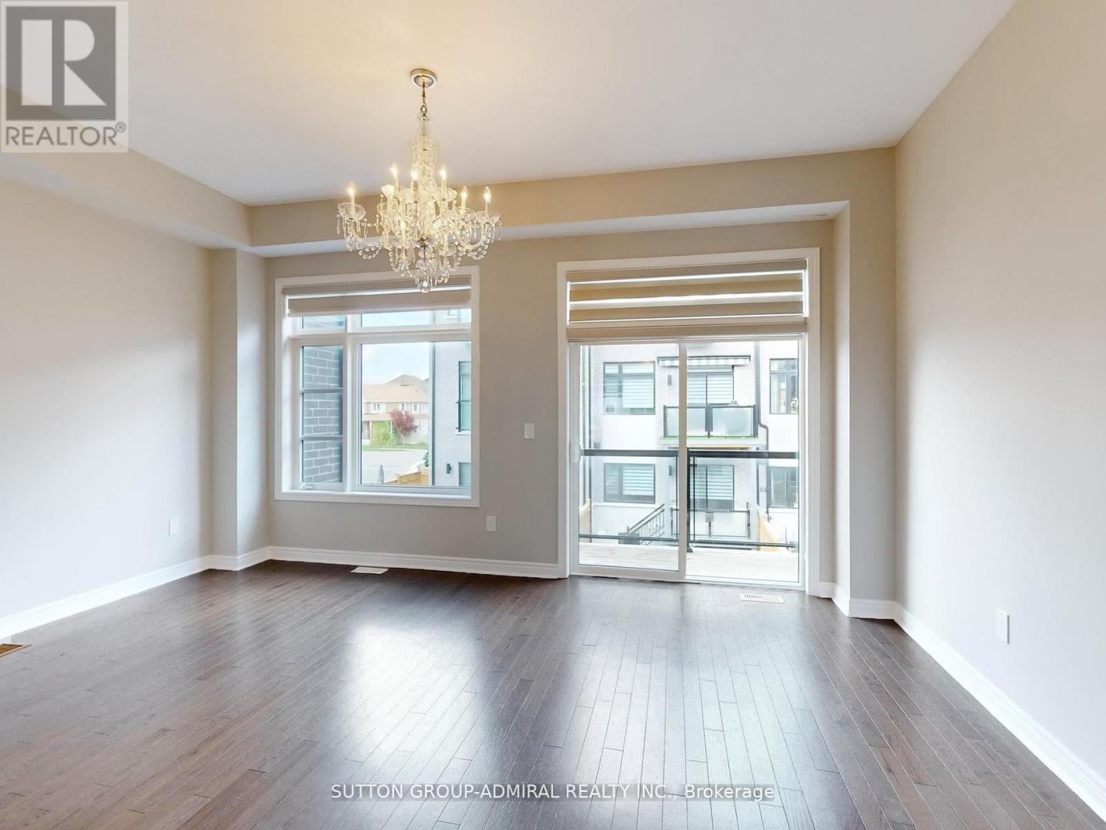 70 Laskin Drive, Vaughan, Ontario  L6A 5A4 - Photo 15 - N12561628