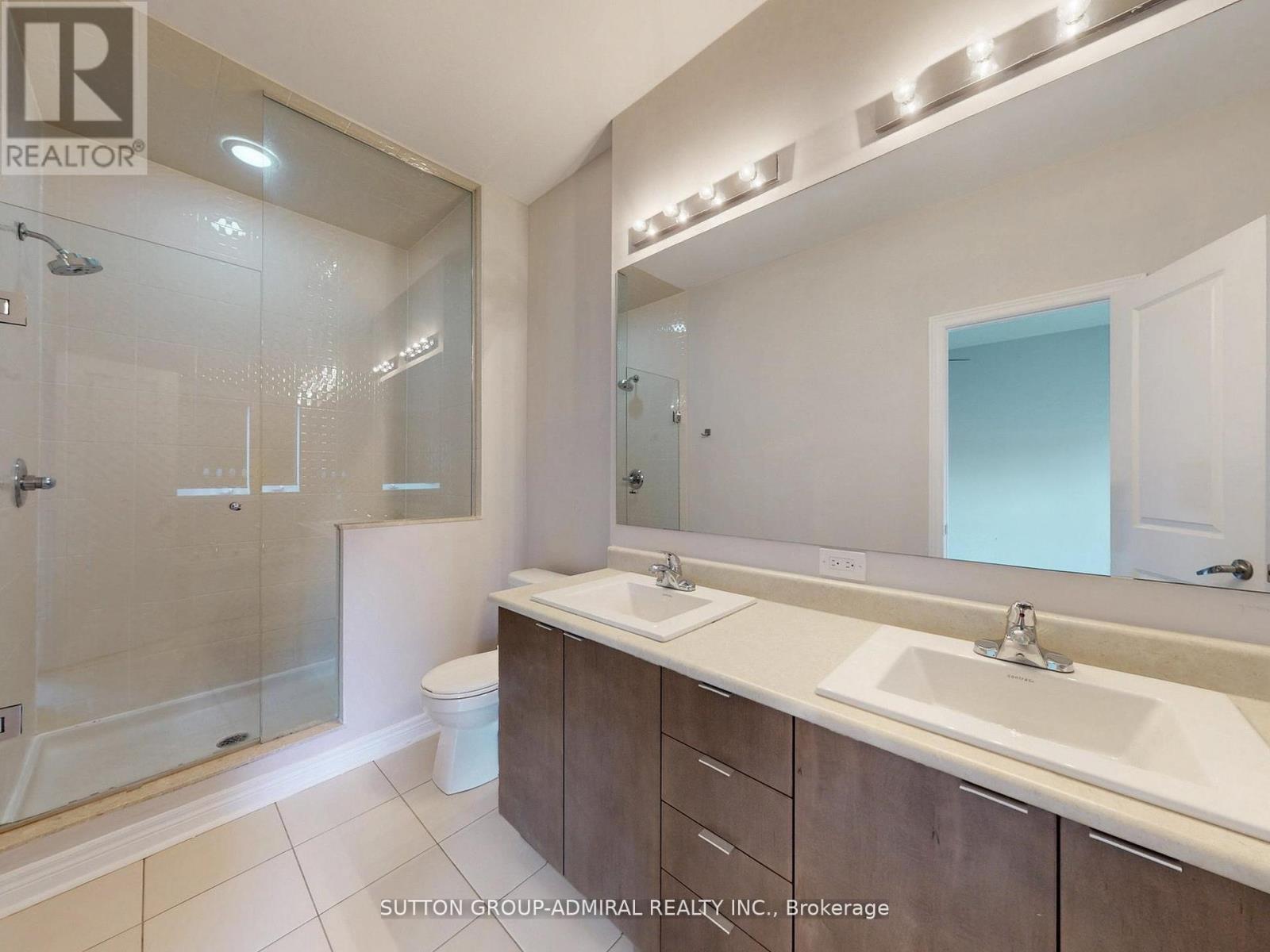 70 Laskin Drive, Vaughan, Ontario  L6A 5A4 - Photo 24 - N12561628