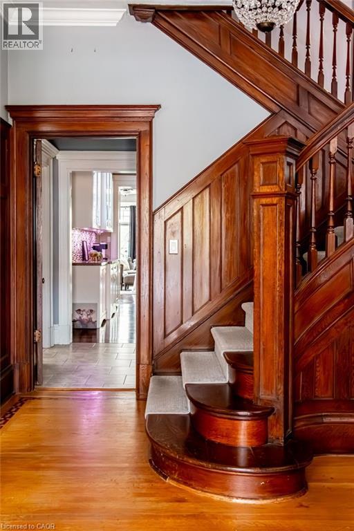 34 Holton Avenue S, Hamilton, Ontario  L8M 2L2 - Photo 4 - 40788520