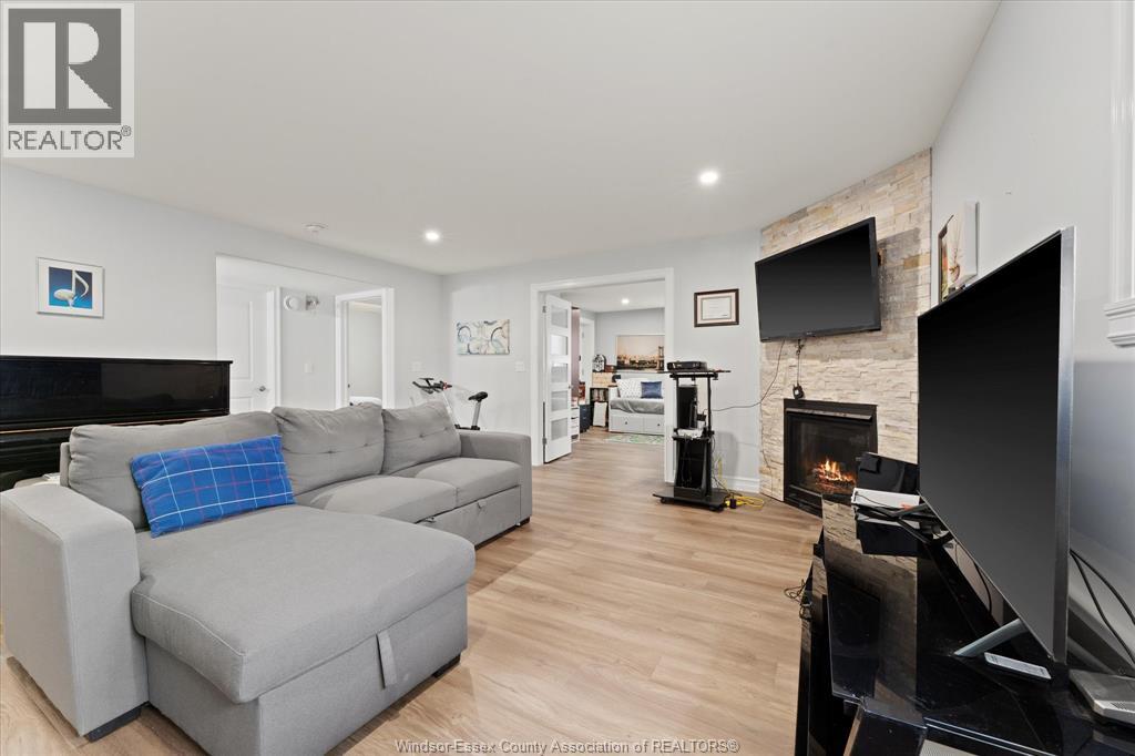 91 Carolina Woods Crescent, Leamington, Ontario  N8H 5N2 - Photo 26 - 25029226