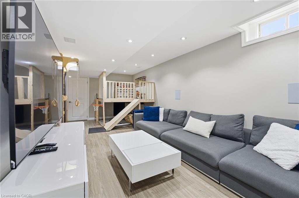 92 Glenmeadow Crescent, Stoney Creek, Ontario  L8E 6C2 - Photo 27 - 40789521