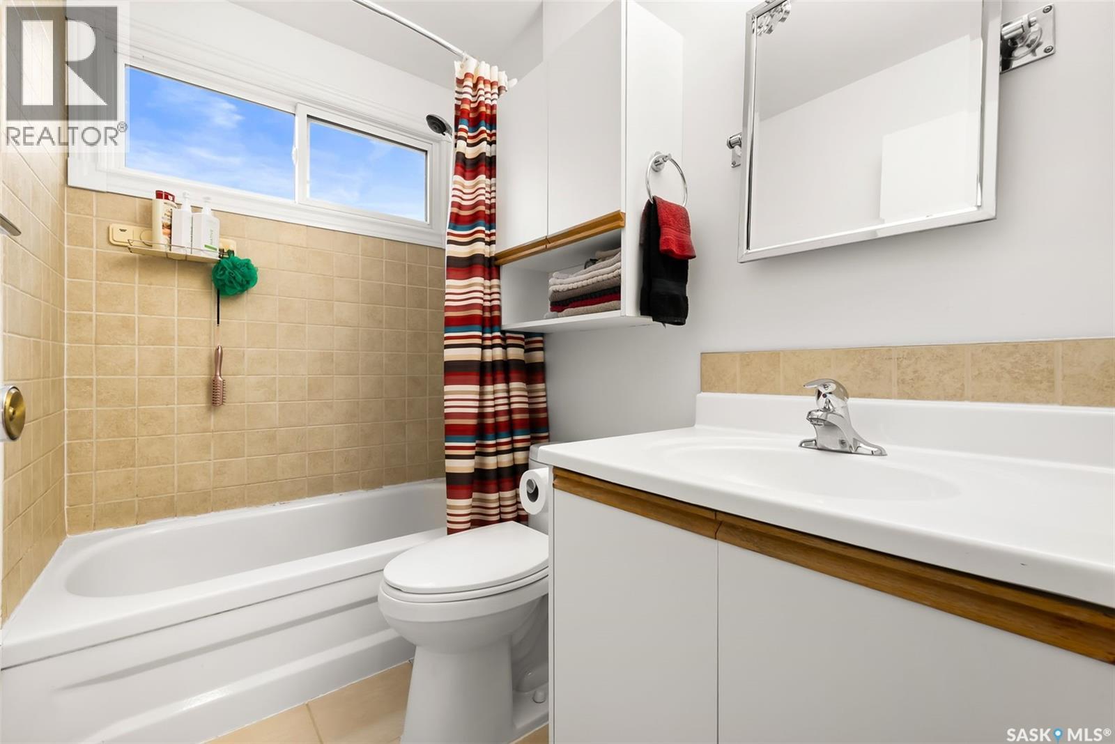 82 Sibbald Crescent, Regina, Saskatchewan  S4T 7L7 - Photo 17 - SK024247