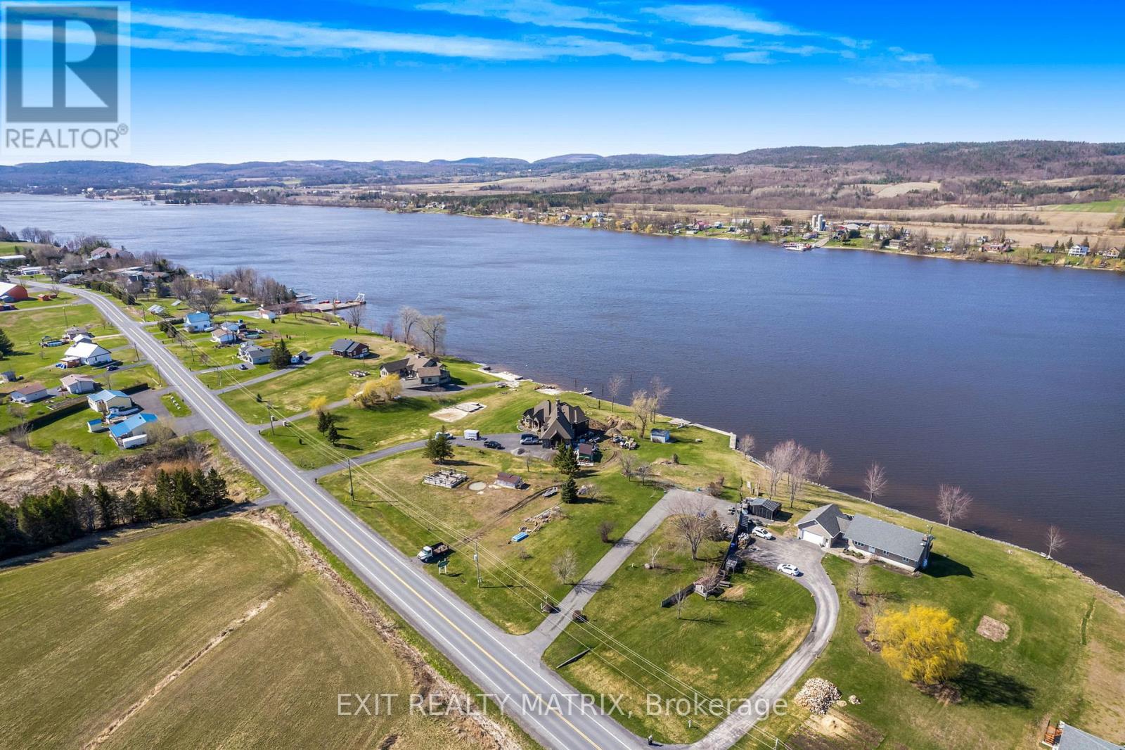 1755 Rue Lajoie Street, Alfred And Plantagenet, Ontario  K0B 1J0 - Photo 12 - X12561844