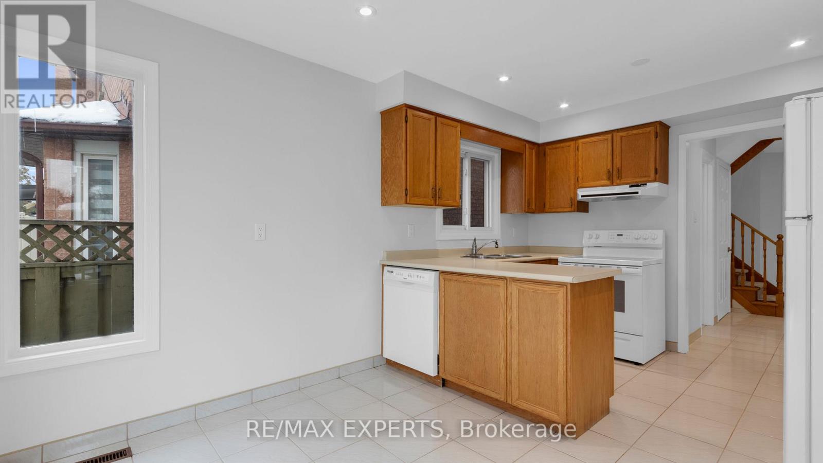 78 Candy Crescent, Brampton, Ontario  L6X 3Z9 - Photo 16 - W12561620