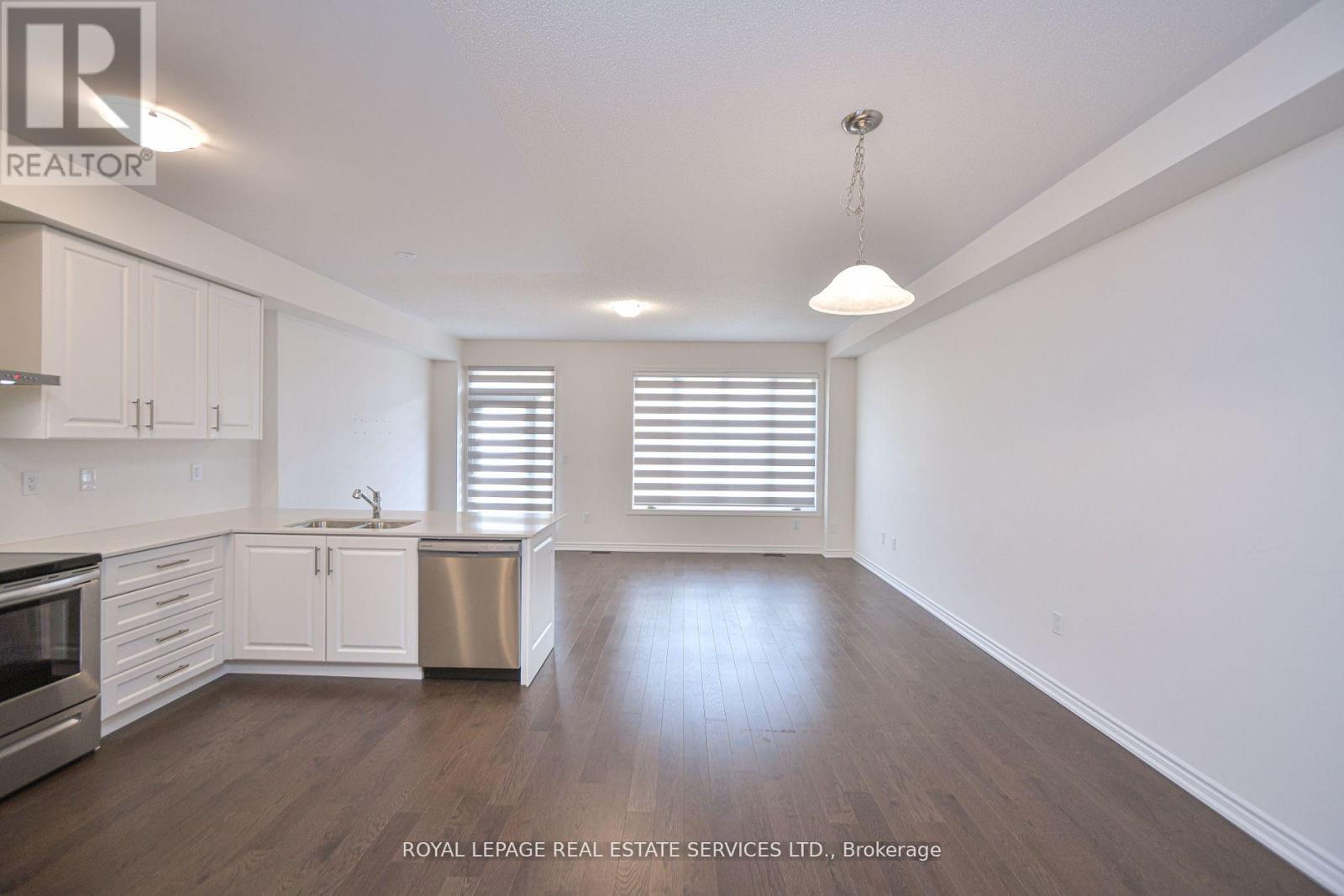 323 Thimbleweed Court, Milton, Ontario  L9E 1T2 - Photo 11 - W12561624