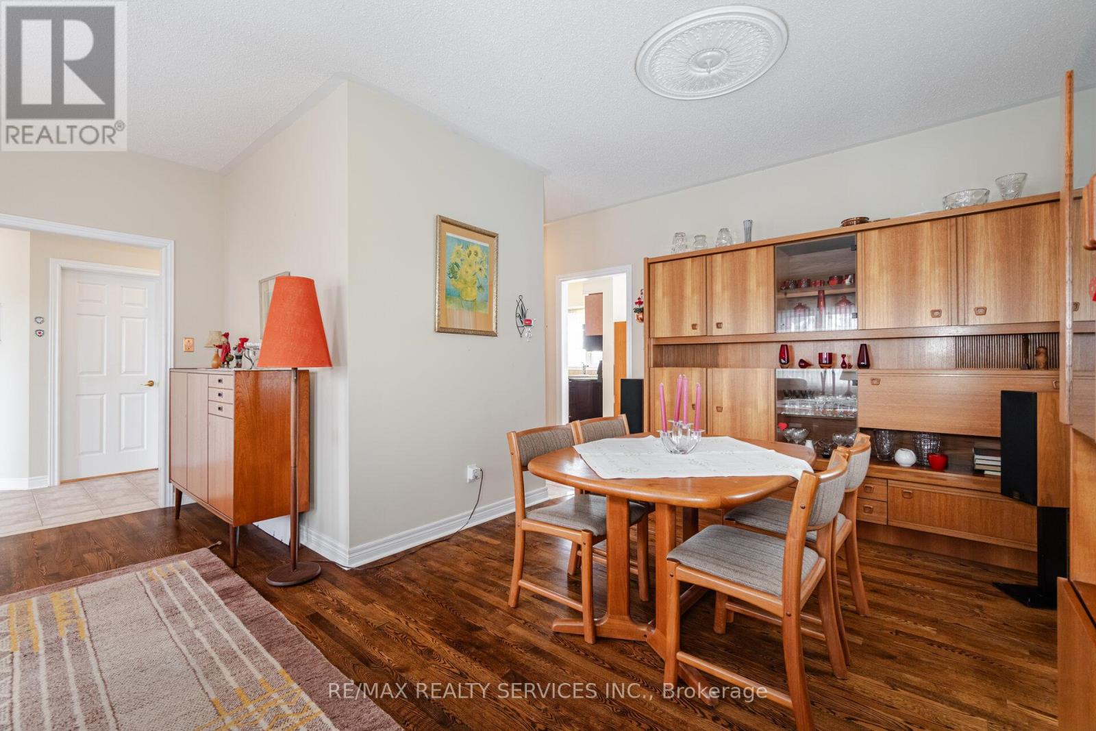 10 Orchard Park Gate, Brampton, Ontario  L6R 1W5 - Photo 13 - W12561640