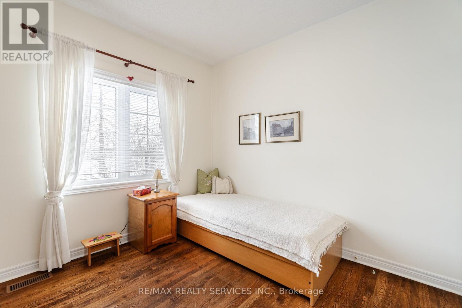 10 Orchard Park Gate, Brampton, Ontario  L6R 1W5 - Photo 27 - W12561640