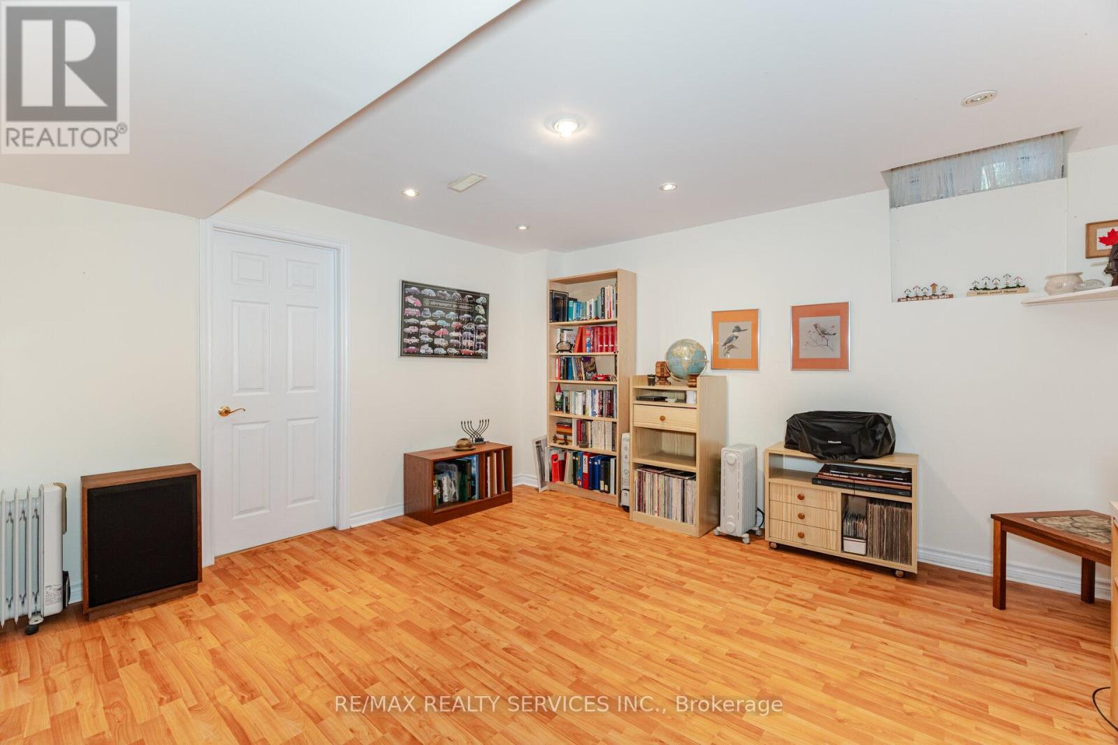 10 Orchard Park Gate, Brampton, Ontario  L6R 1W5 - Photo 31 - W12561640