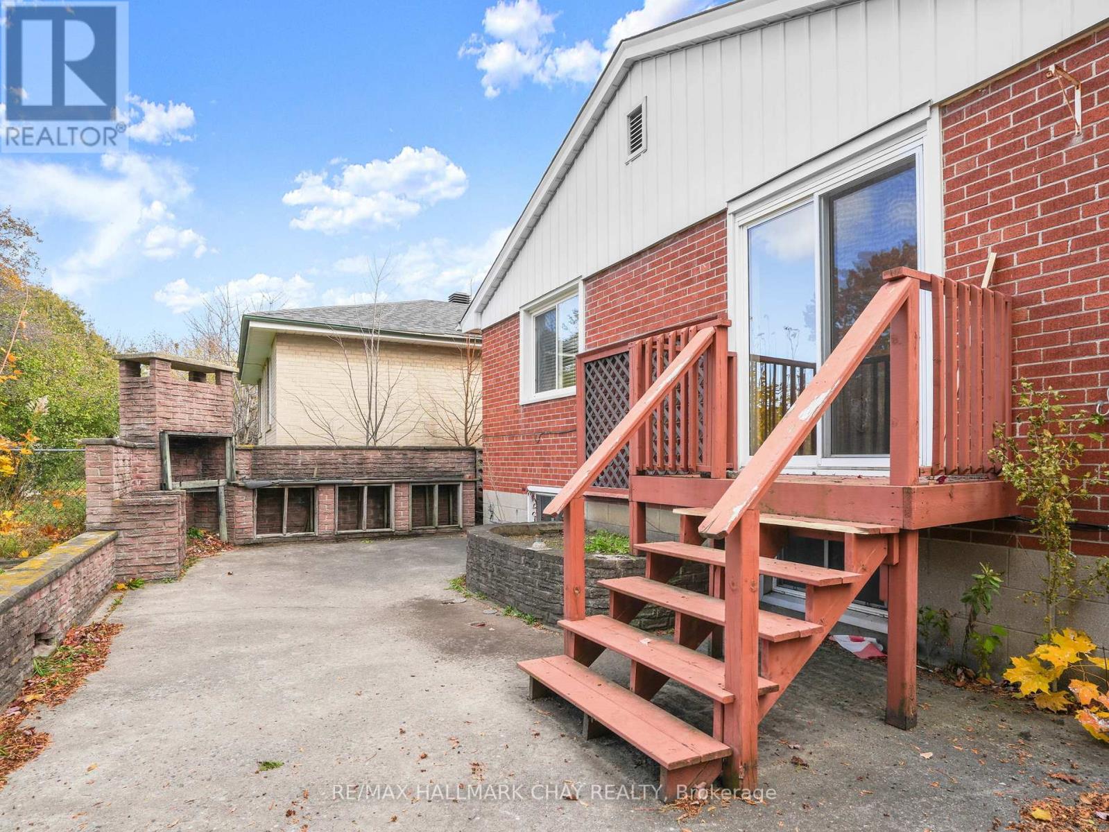 18 Ludgate Drive, Toronto, Ontario  M9W 2Y3 - Photo 22 - W12561672