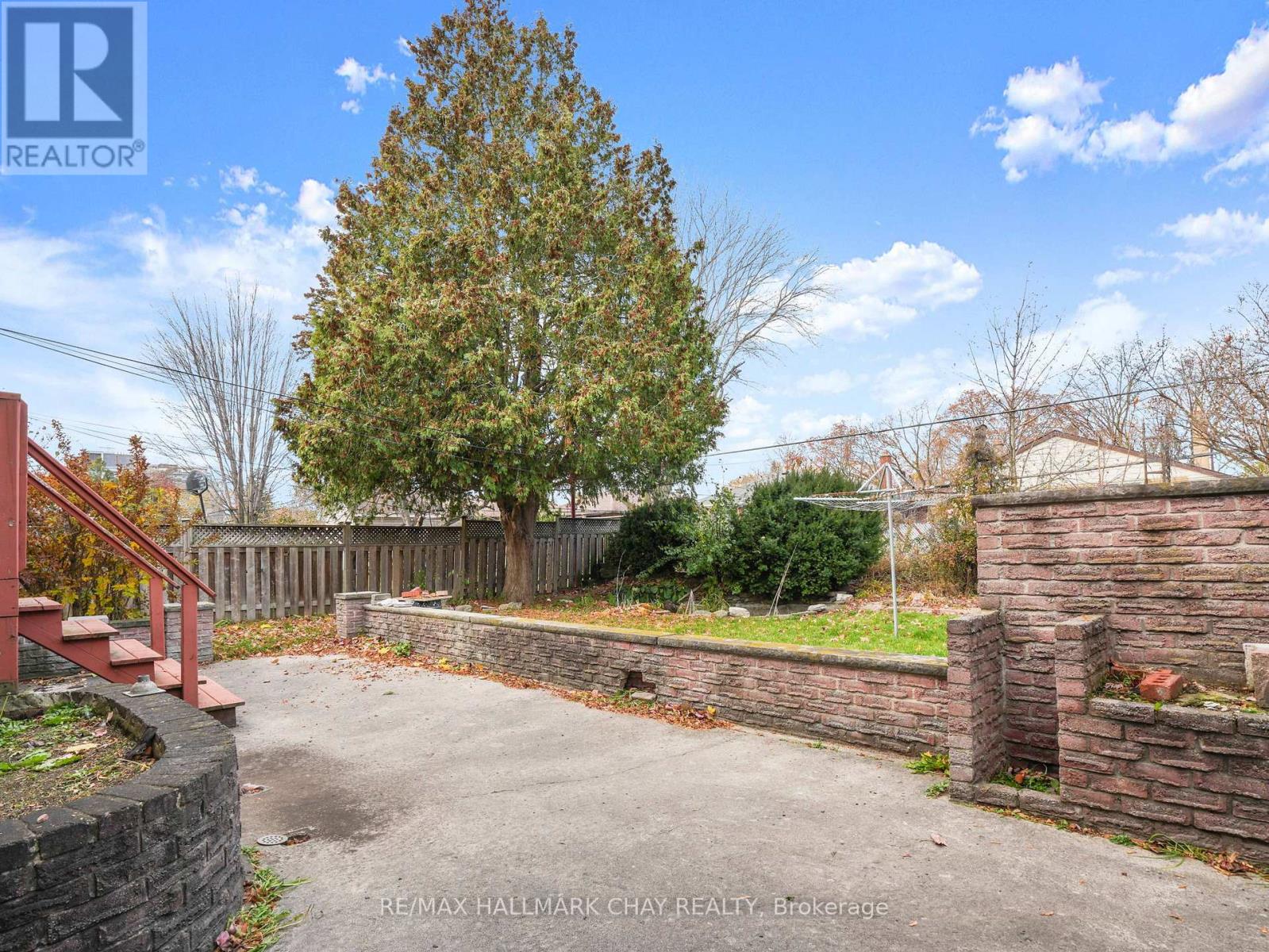 18 Ludgate Drive, Toronto, Ontario  M9W 2Y3 - Photo 24 - W12561672