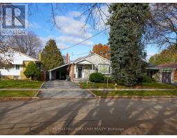 18 LUDGATE DRIVE, Toronto, Ontario